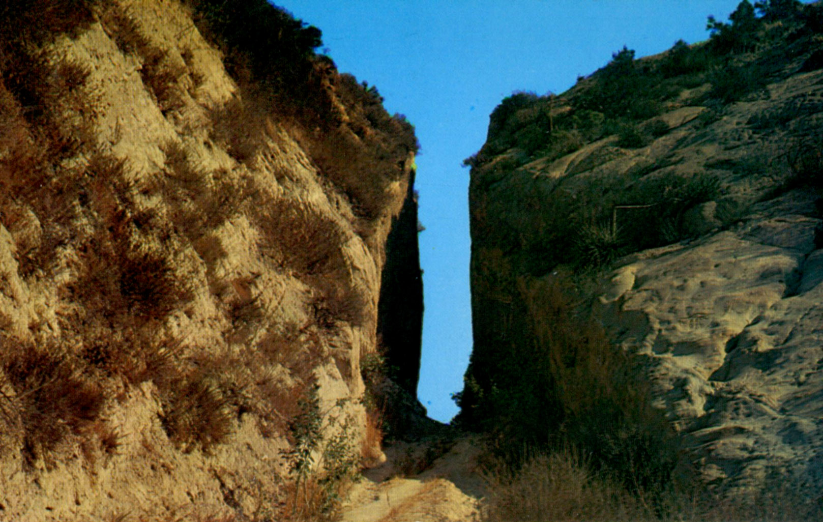 Fremont Cut (Beale's Cut), Santa Clarita, CA. · Valley Relics Museum