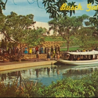 Line for the boat tour, Busch Gardens, Van Nuys, CA.